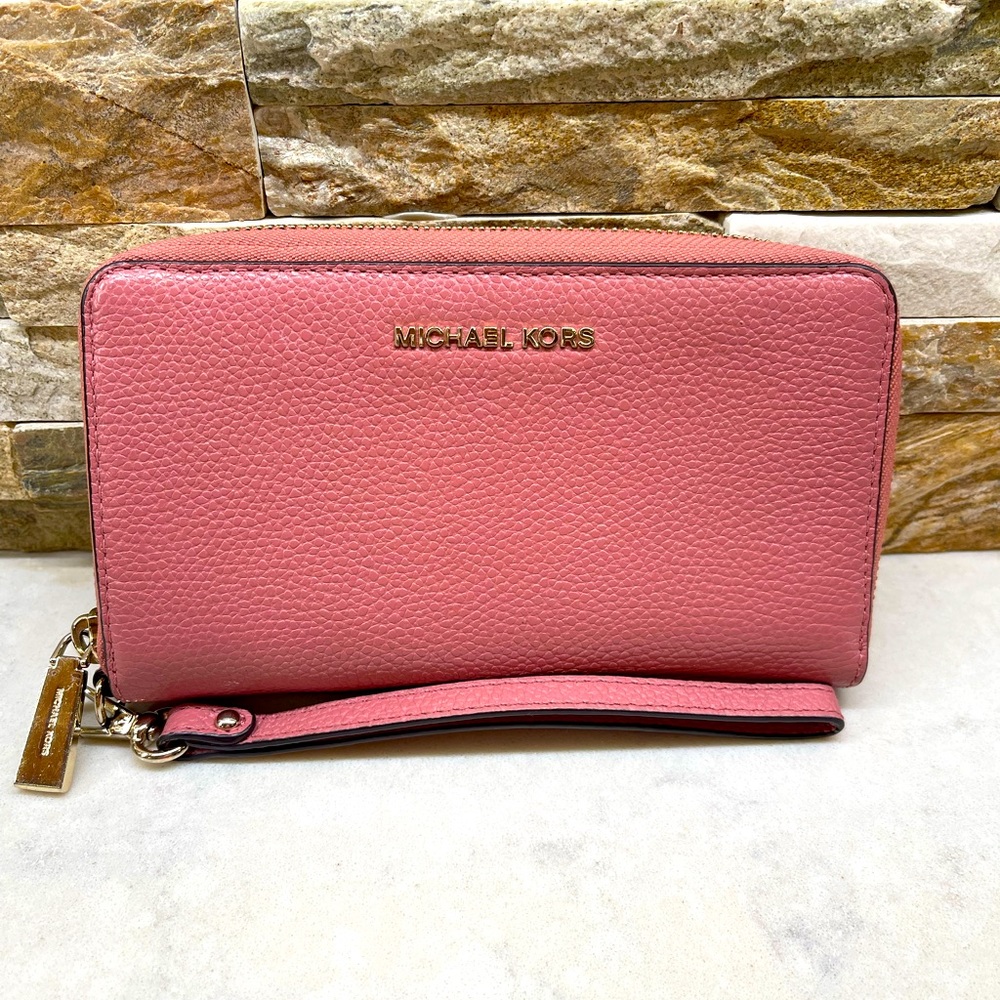 Michael Kors Large Leather Smartphone Wristlet